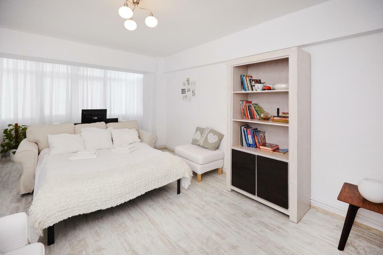 2 Bedroom Cozy Apartment Sinaia سِنايا المظهر الخارجي الصورة